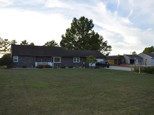 7449 Celina Mendon Rd, Celina, OH 45822