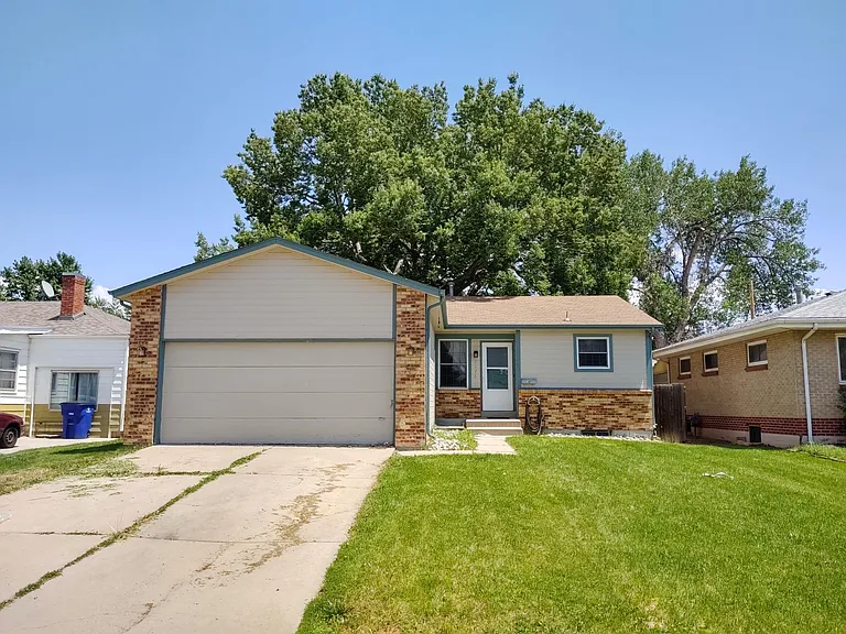 4176 S Sherman St — Photo 1