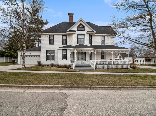 201 S Washington Ave, Ludington, MI 49431