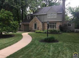 1828 SW Westwood Dr, Topeka, KS 66604