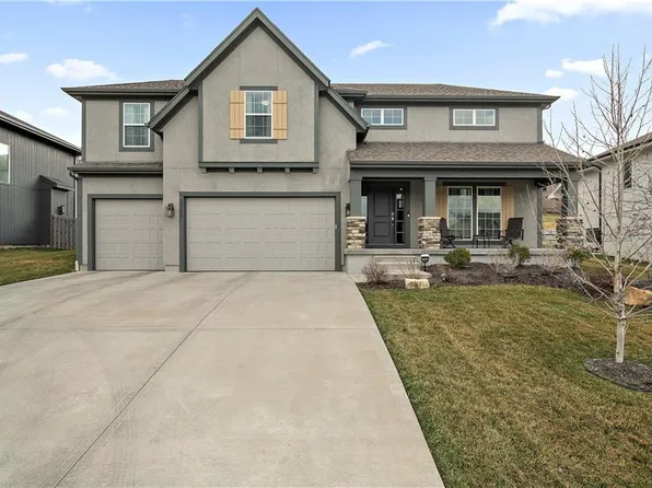 13313 W 49th Ter, Shawnee, KS 66216