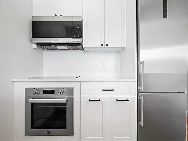 1950 Amsterdam Ave #2B — Photo 7