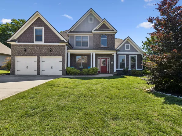8074 Fox Glove Dr, Ooltewah, TN 37363