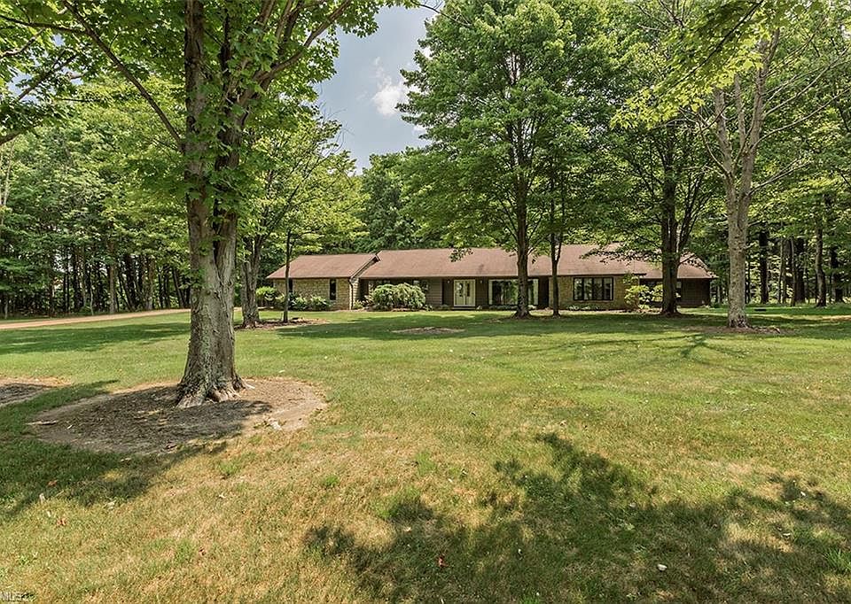 1st image of 10235 Sawmill Dr