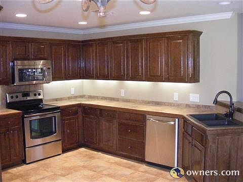 4th image of 1750 Meadowbriar Dr