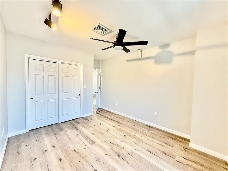 10 Weston Ave #41 — Photo 17