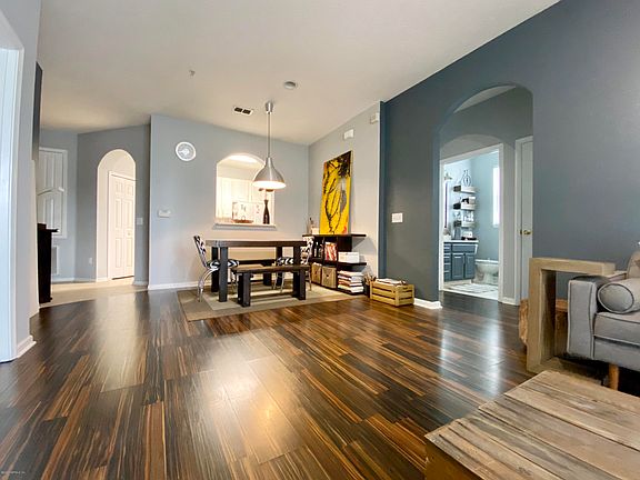 3rd image of 7801 Point Meadows Dr #8601