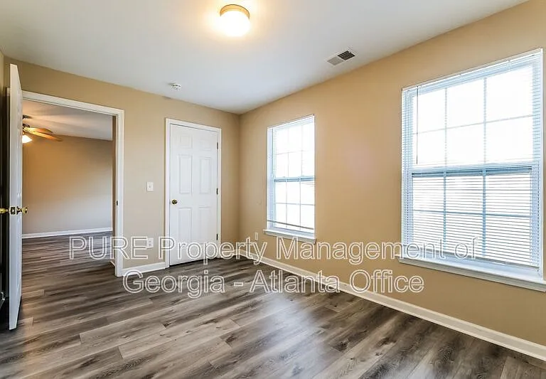 1706 Stonehaven Cir #1706 — Photo 15
