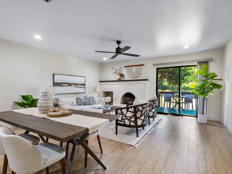 102 Vineyard Cir