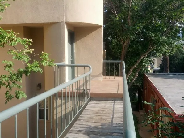 701 Pearl St APT 5, Boulder, CO 80302
