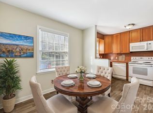 Wisteria, Charlotte, NC 28205