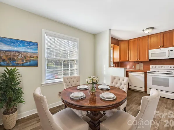 1334 Briar Creek Rd APT 2, Charlotte, NC 28205