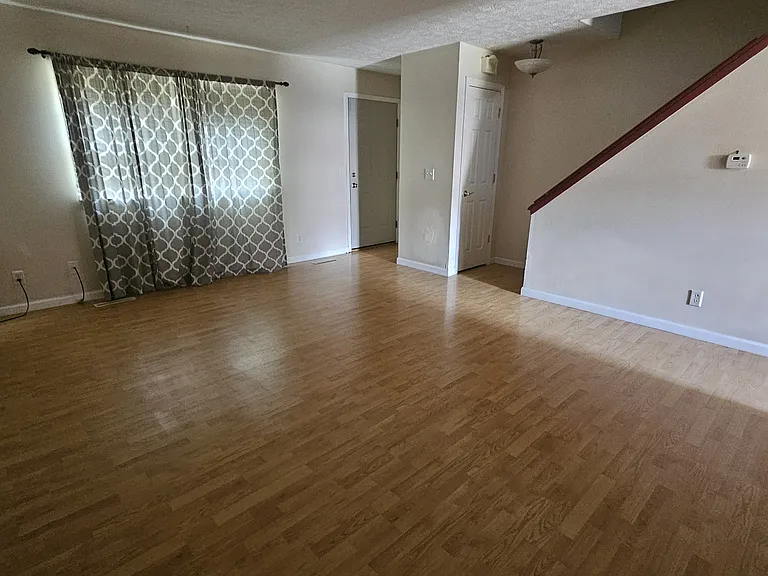 105 E Lincoln St #1-I-1 — Photo 20