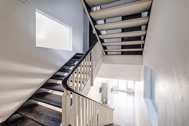 2000 Greenwich St #9 — Photo 25