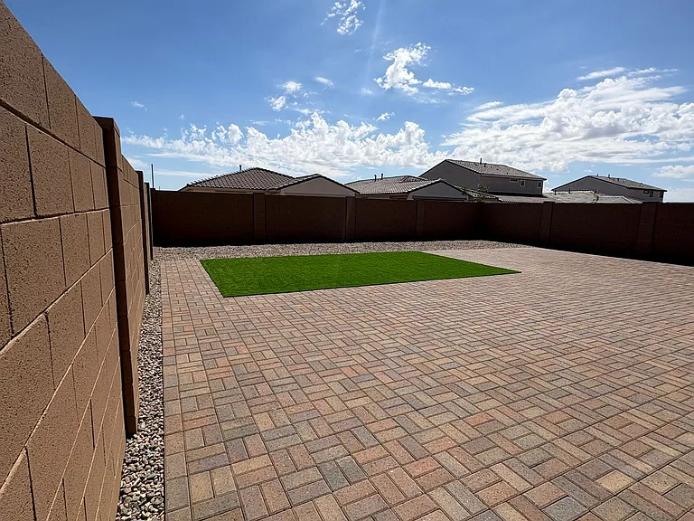 25267 N 172nd Ln — Photo 38