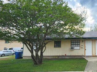 218 Bexar Dr, San Antonio, TX 78228