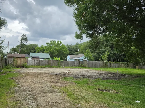 712 N Johnson St, Sulphur, LA 70663
