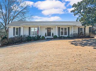 1744 Carovel Cir, Vestavia, AL 35216