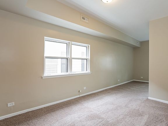 4th image of 2503 Kenilworth Ave