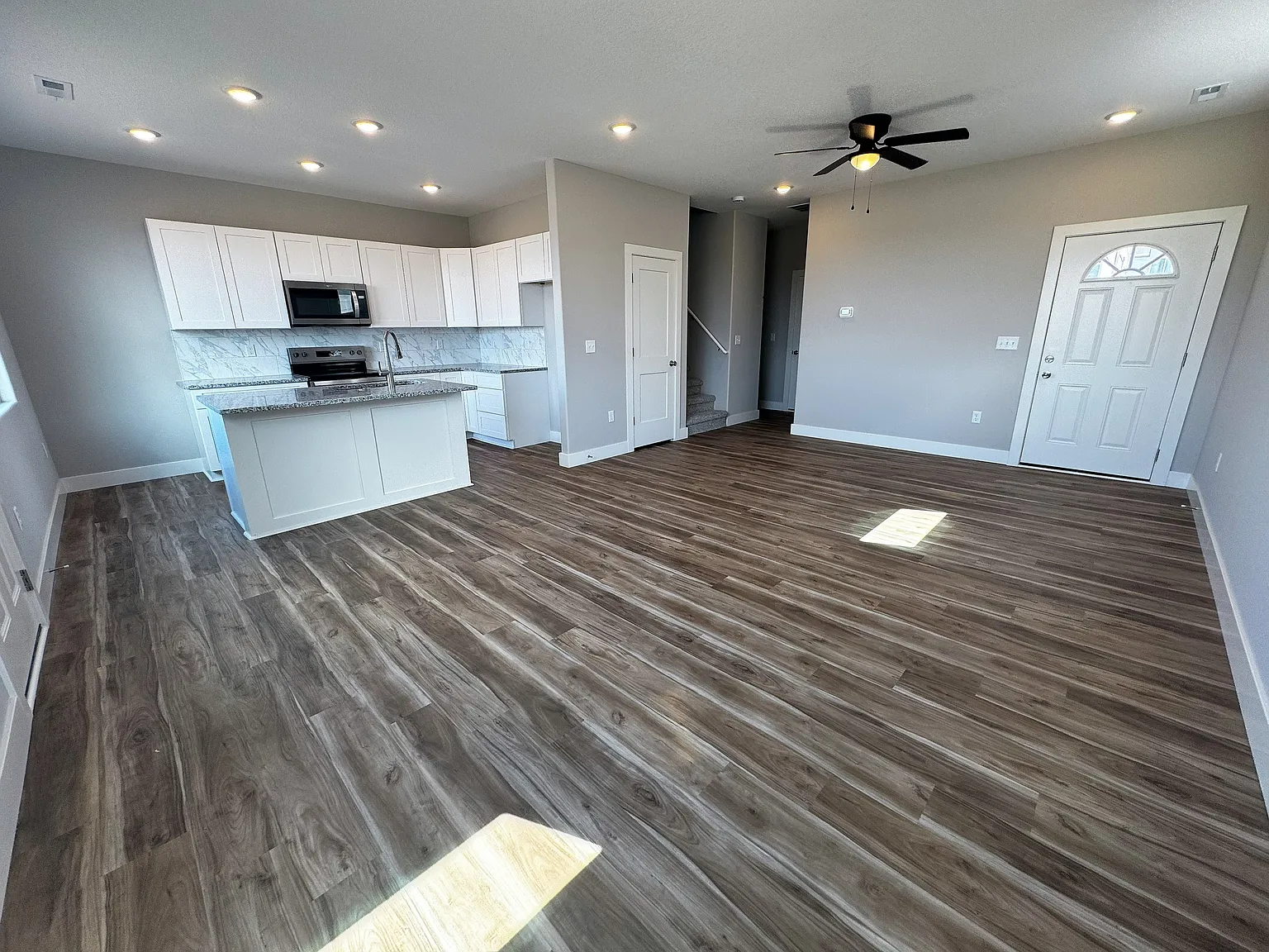 4 bed, 1650 sqft, $1,800 — Photo 4