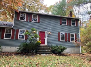 15 Johnson Rd, Sutton, MA 01590