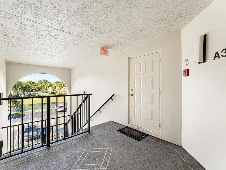 1108 Green Pine Blvd #A3 — Photo 4