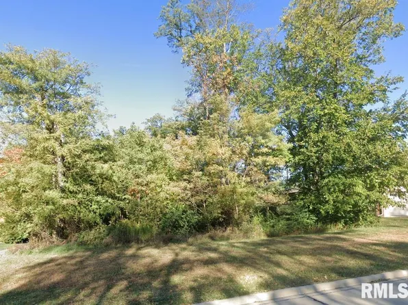 106 Ruth Ct, Washington, IL 61571