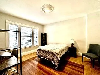 61 Monument Ave #1 — Photo 9