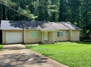467 Pineland Cir SW, Mableton, GA 30126