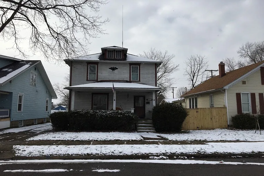 613 Madison Ave photo 1