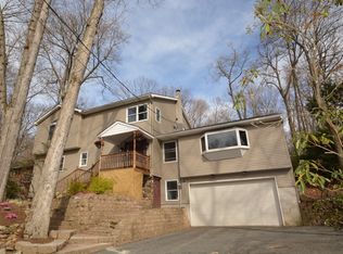 84 E Glen Rd, Denville, NJ 07834