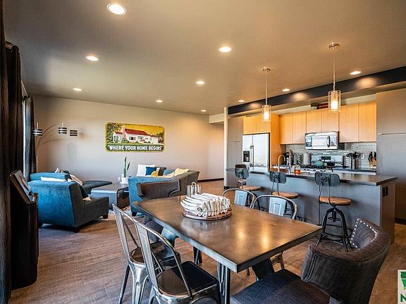 4th image of 1947 4th Ave SE