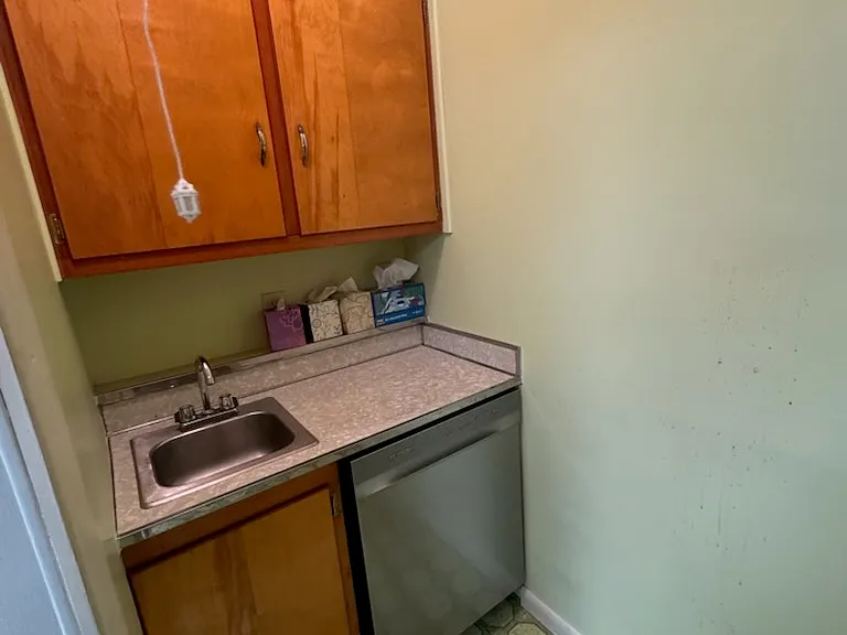 330 Stuyvesant Ave #1 — Photo 7