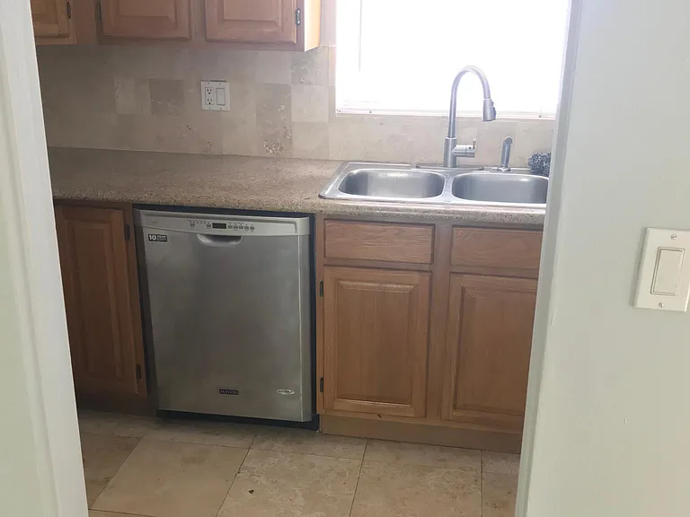 7320 SW 82nd St #202 — Photo 7