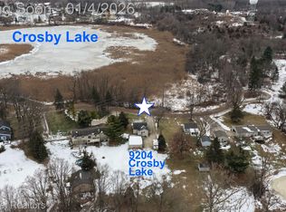 9204 Crosby Lake Rd, Clarkston, MI 48346