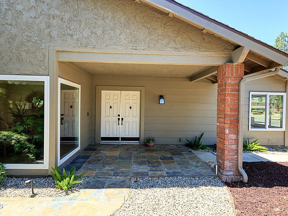 5th image of 212 Carver Dr