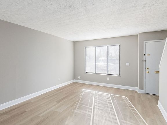 3rd image of 5467 Kenneylane Blvd #5477