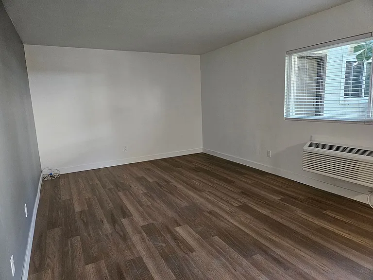 Chic studio in Normal Heights — Photo 4