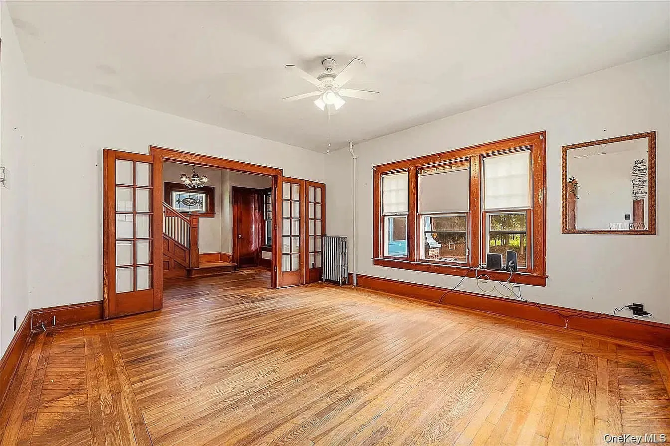 4 bed, 1.5 bath, 2028 sqft, $2,200 — Photo 4
