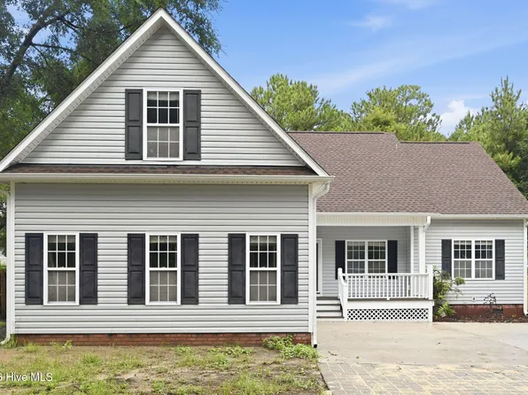 127 Bayshore Drive, Sneads Ferry, NC 28460
