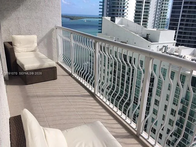 The Club At Brickell Bay — Photo 2