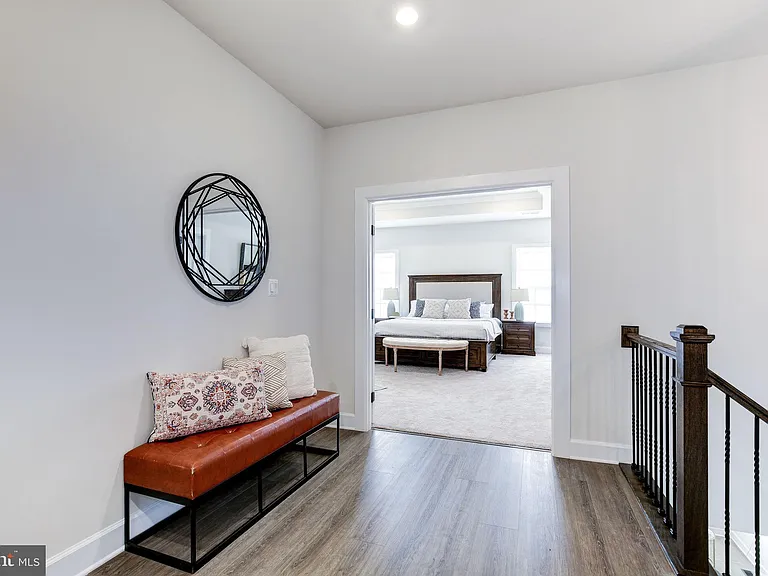6547 Clubhouse Dr — Photo 42