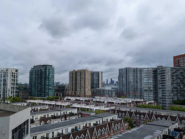 285 Dufferin St #727 — Photo 12