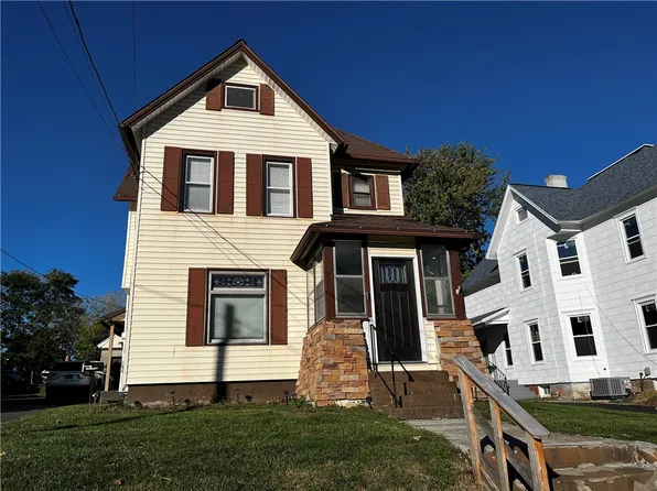 71 Sherrill St, Geneva, NY 14456