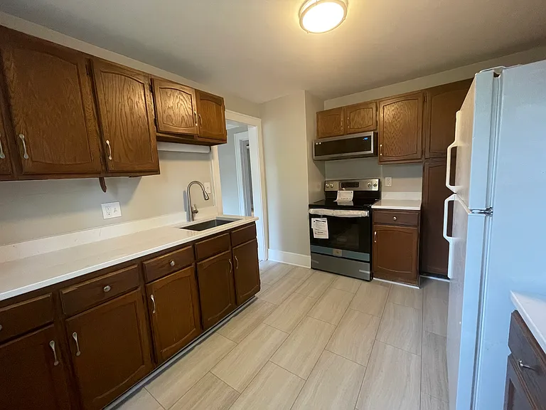 215 Woodstock Rd #215 — Photo 7