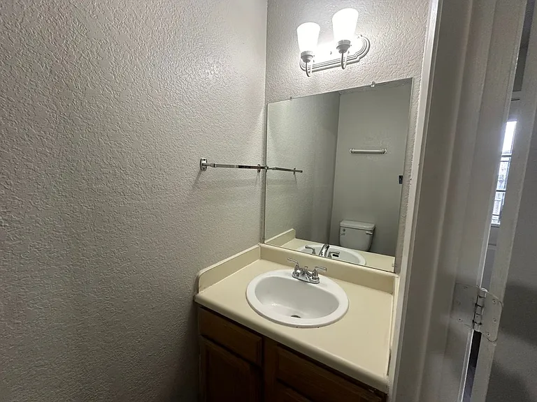 2188 Aspen Dr — Photo 10