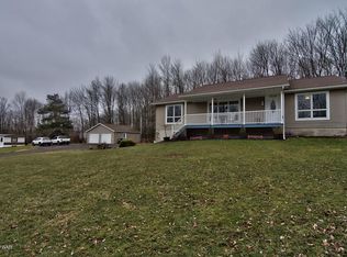 Pennell Rd, Lake ariel, PA 18436