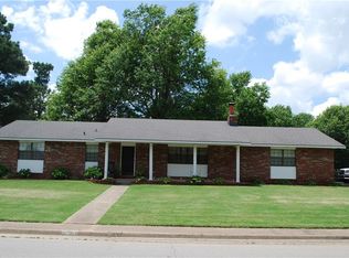 2008 Knight St, Springdale, AR 72762
