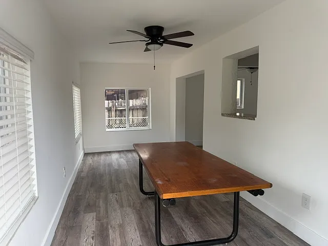2776 SW 31st Pl — Photo 8