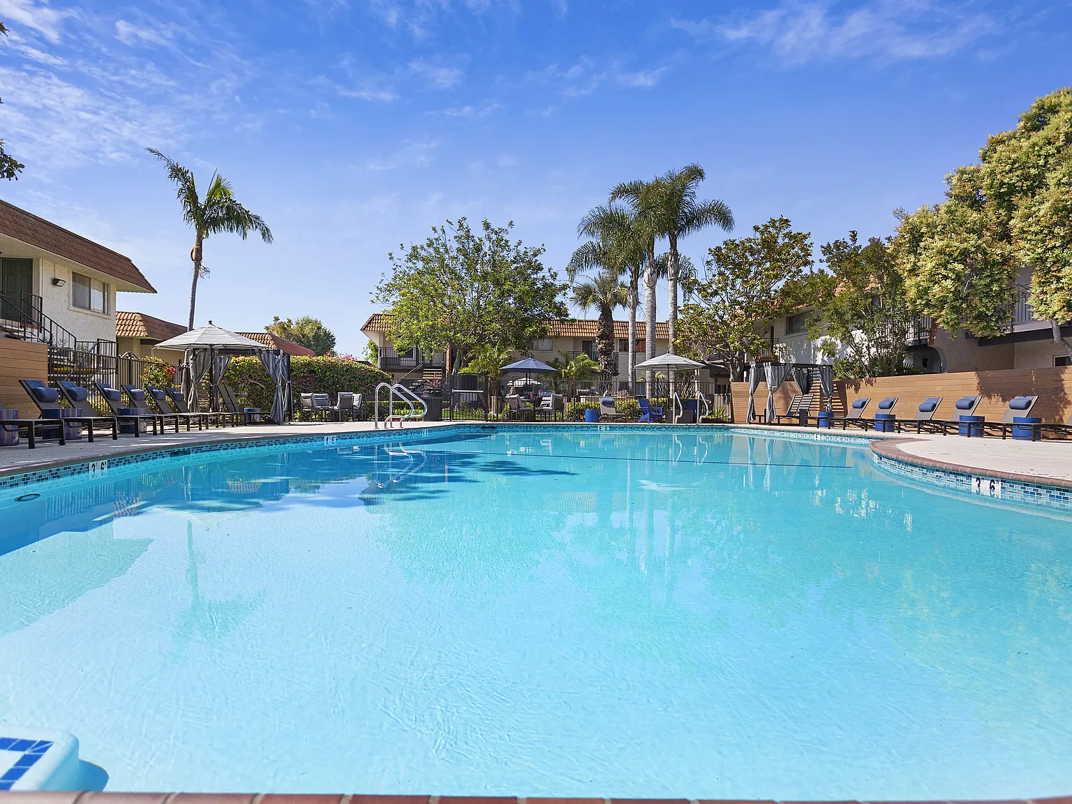 Terra Camarillo — Photo 2